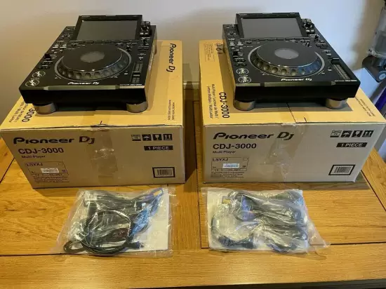 €1.000 Pioneer CDJ-3000 , Cdj 2000nxs2, Djm 900Nxs2 Mixer